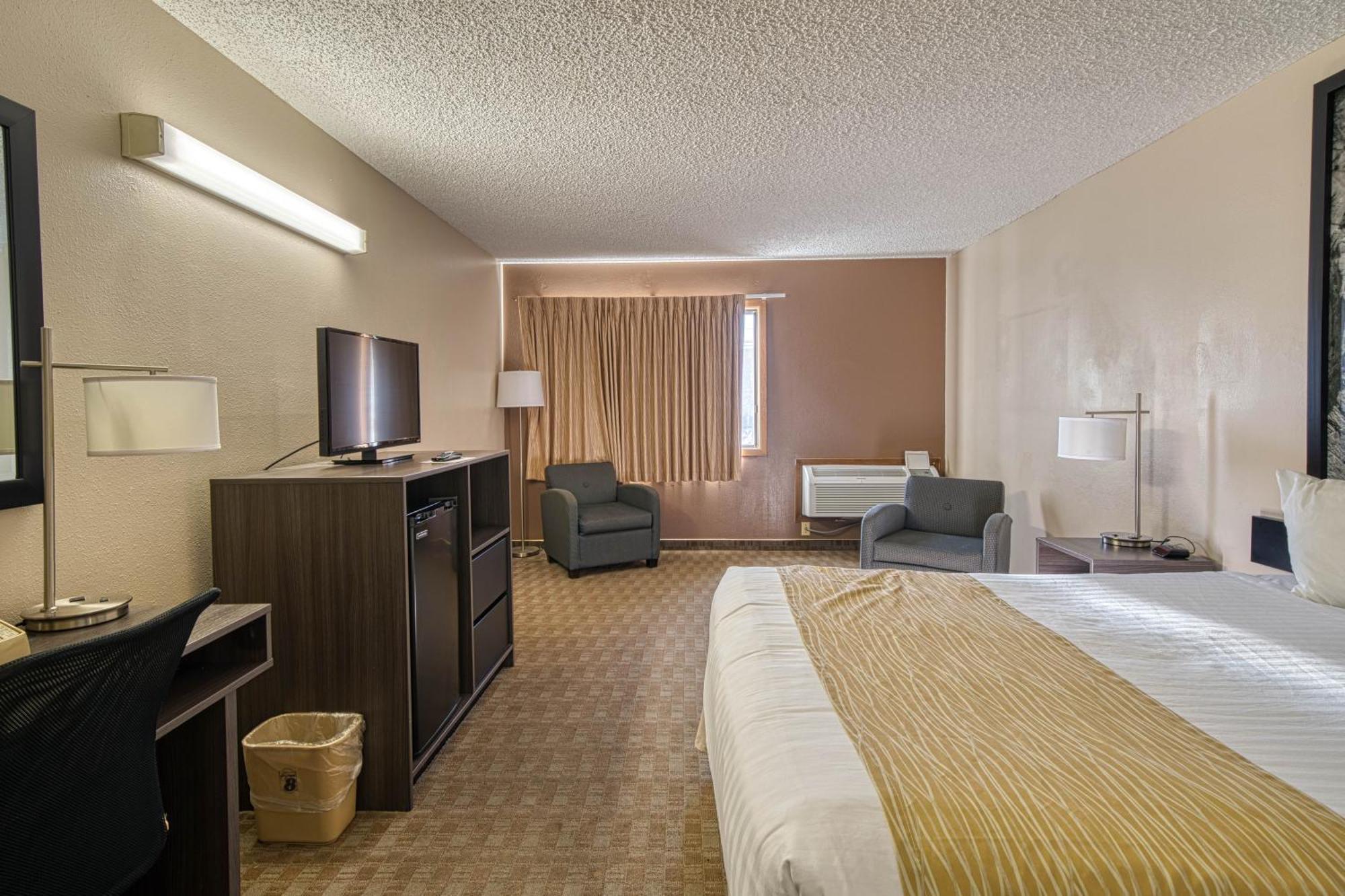 Super 8 By Wyndham Sturgis Hotel Ngoại thất bức ảnh